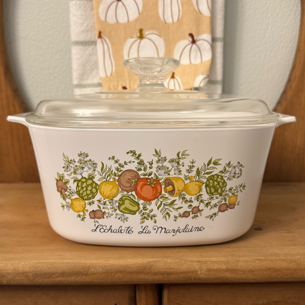 RARE L'Échalote La Marjolaine “Spice of Life” Corningware (Corning Ware)